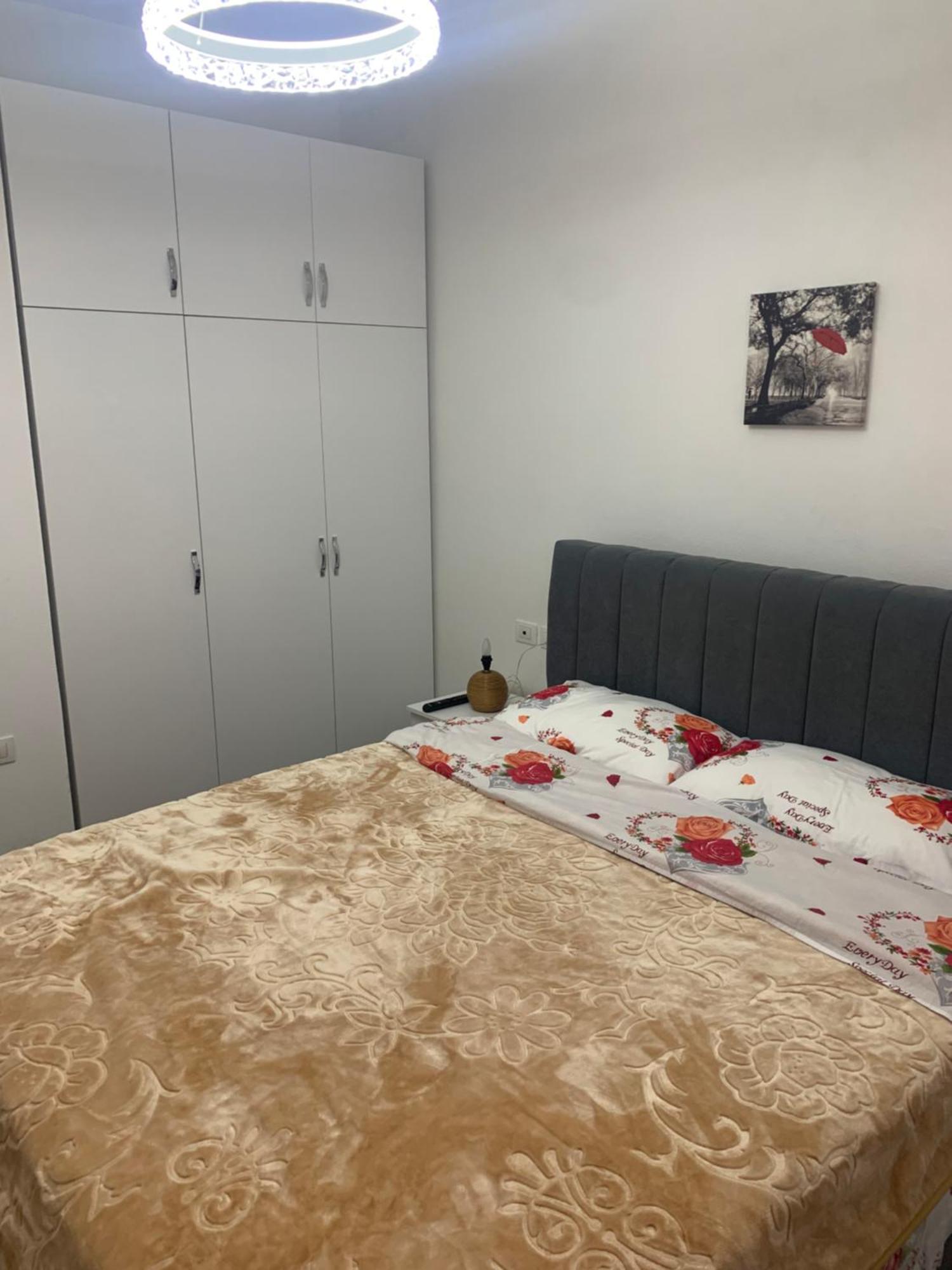 Adriatik Apartaments Sarandë Exterior foto